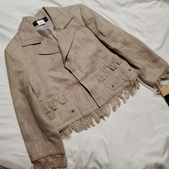 Harve Benard 100% Linen Tan Fringe Blazer Size 6 - Picture 3 of 6